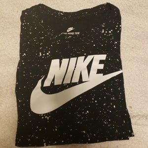 Mens nike tee